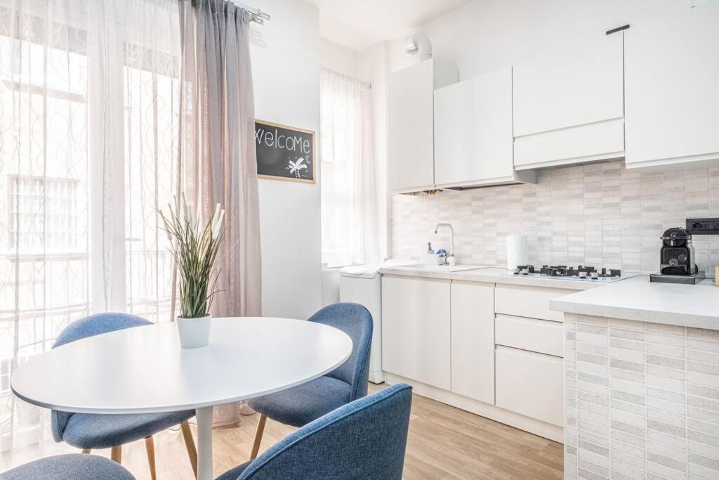 Ferienwohnung Artistic House Navigli-Duomo Netflix & Design Mailand Exterior foto