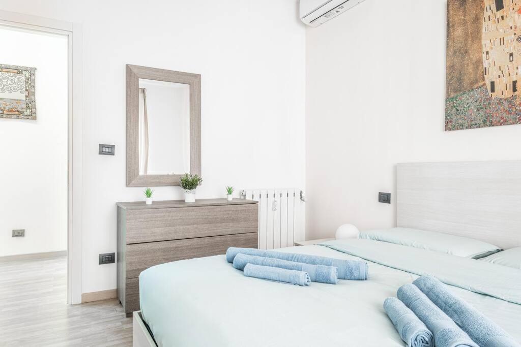 Ferienwohnung Artistic House Navigli-Duomo Netflix & Design Mailand Exterior foto
